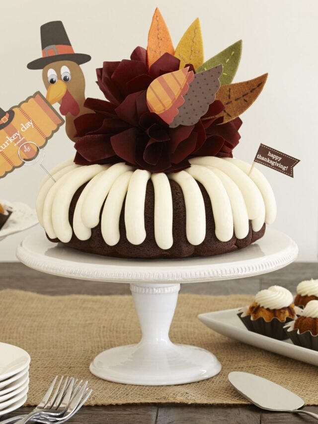 Impress Your Guests: 10 Elegant Thanksgiving Desserts to Wow the Crowd!